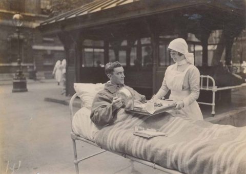 SBHX8/223 Nurse with food tray and male bed patient in Square 1929